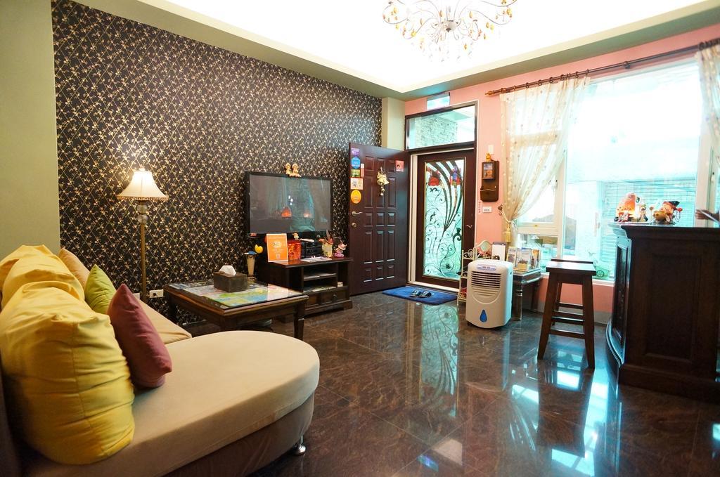 Yaya House Bed & Breakfast Jiaxin Екстериор снимка